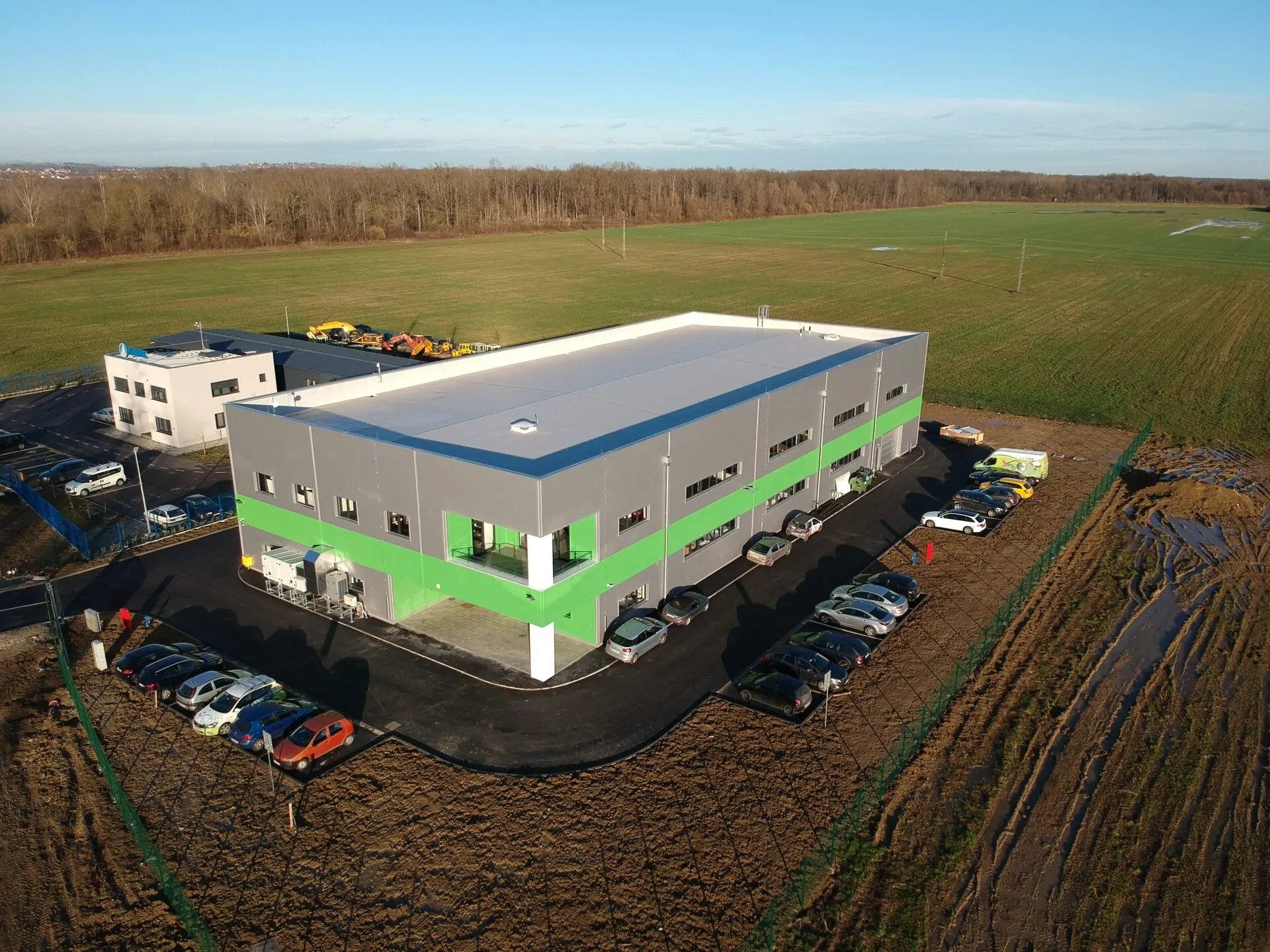 Contact - POS materijali i retail display rješenja | FED 